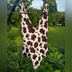 Cowprint ribbed body suit